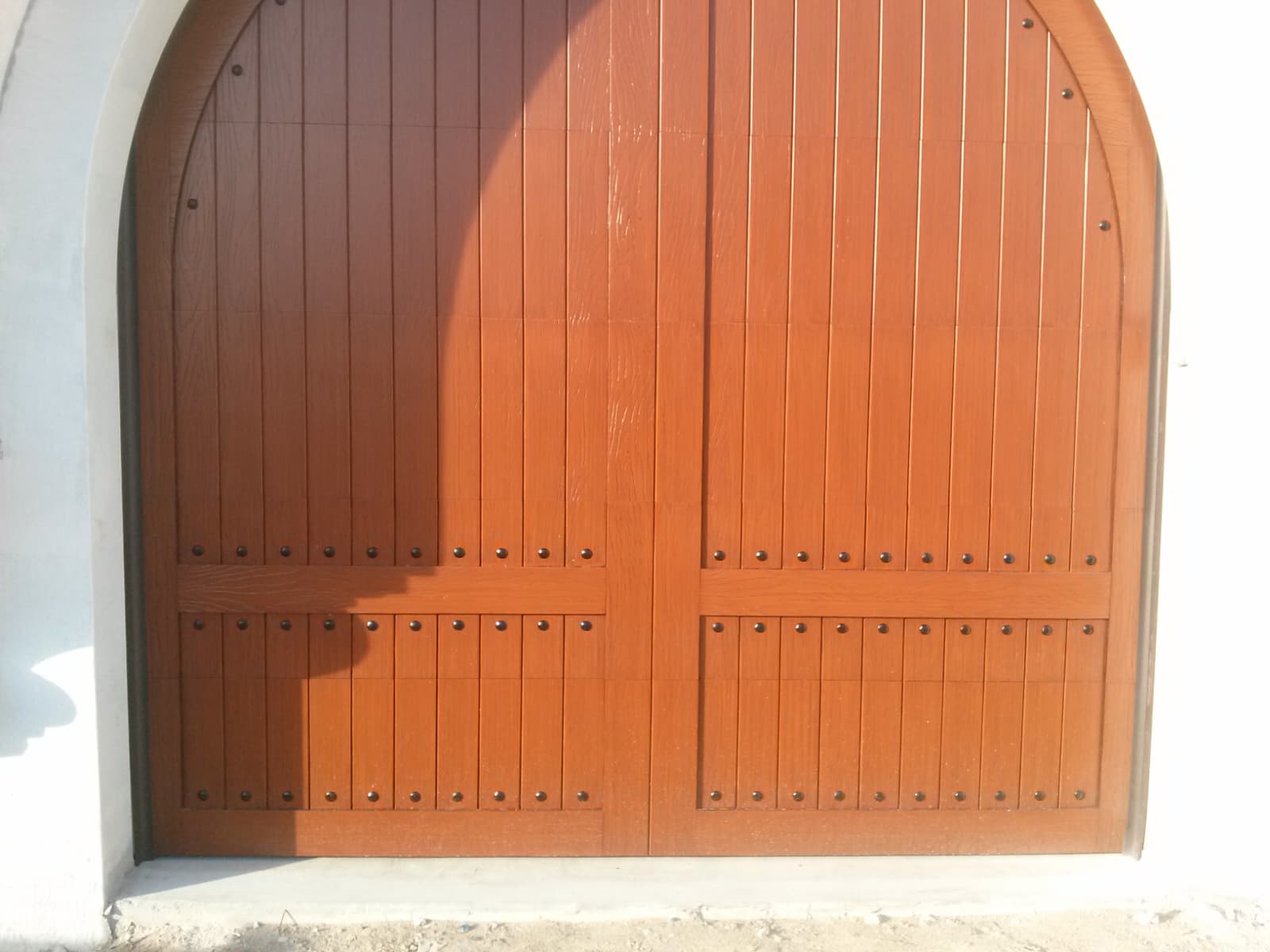 A veteran-owned garage door company working out of Sebring